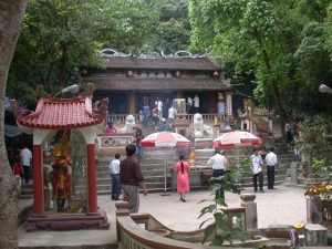 den-ong-hoang-muoi
